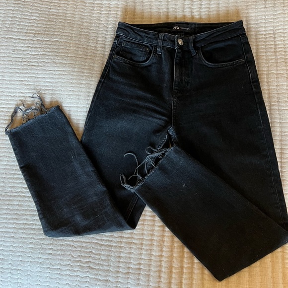 ZARA: straight leg black jeans [Size:4] - Picture 2 of 3